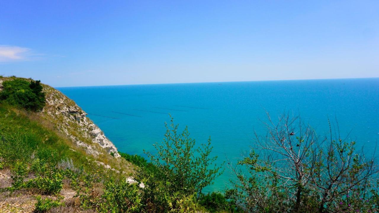 Морски Апартаменти Джулай Морнинг - July Morning Sea View Apartments Kavarna Ngoại thất bức ảnh