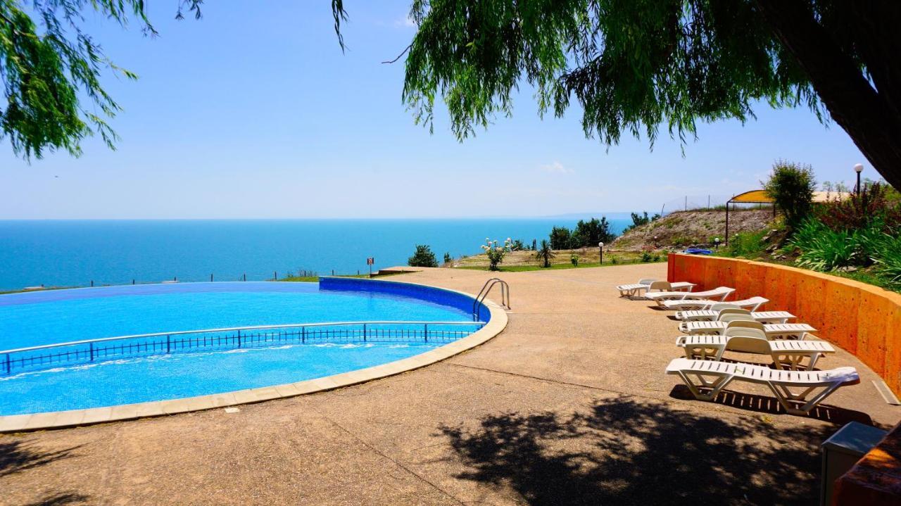 Морски Апартаменти Джулай Морнинг - July Morning Sea View Apartments Kavarna Ngoại thất bức ảnh