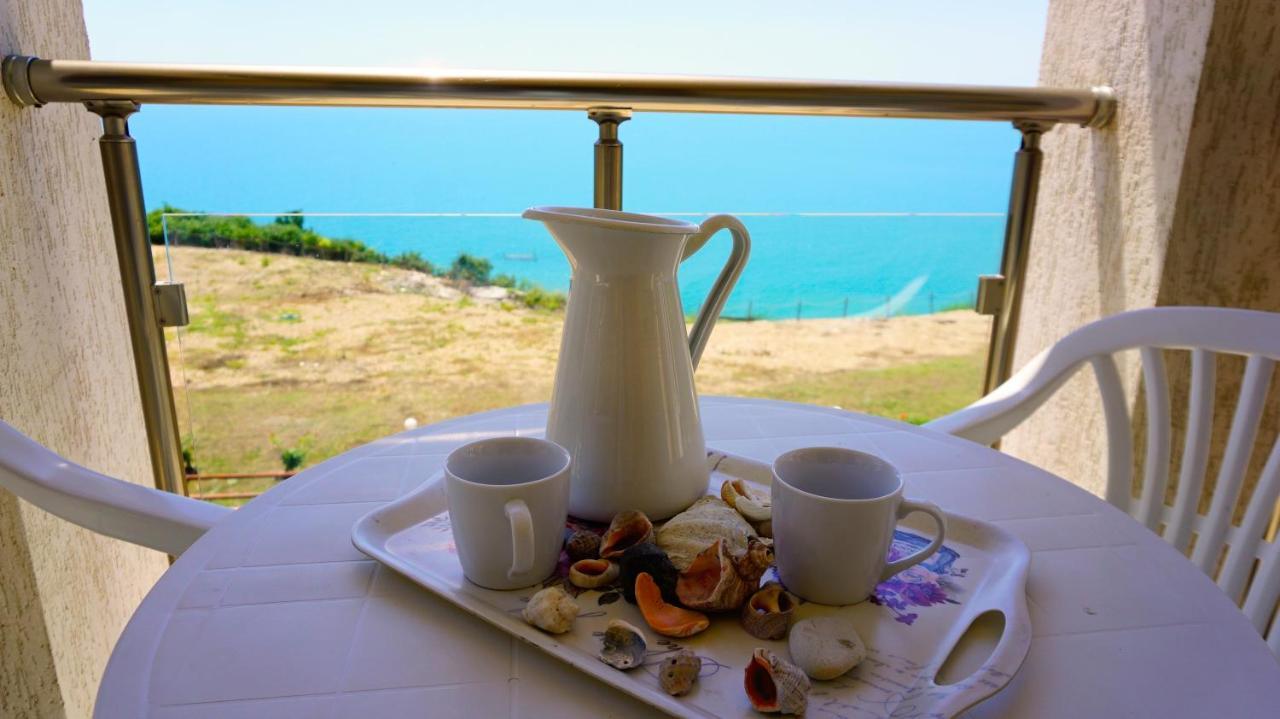 Морски Апартаменти Джулай Морнинг - July Morning Sea View Apartments Kavarna Ngoại thất bức ảnh