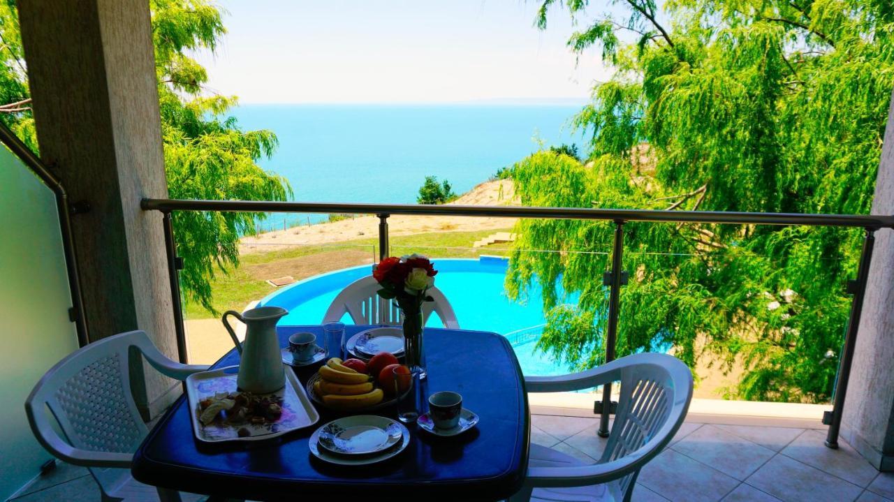 Морски Апартаменти Джулай Морнинг - July Morning Sea View Apartments Kavarna Ngoại thất bức ảnh