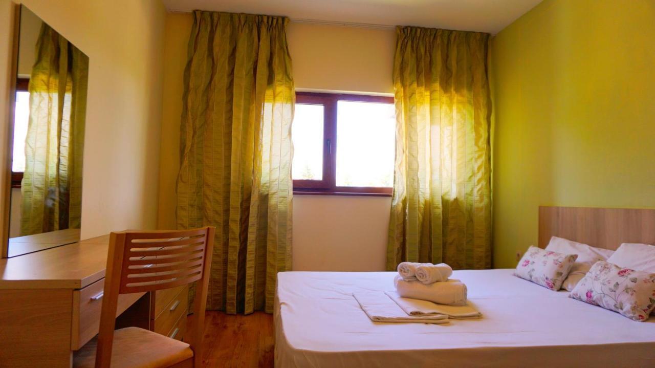 Морски Апартаменти Джулай Морнинг - July Morning Sea View Apartments Kavarna Ngoại thất bức ảnh