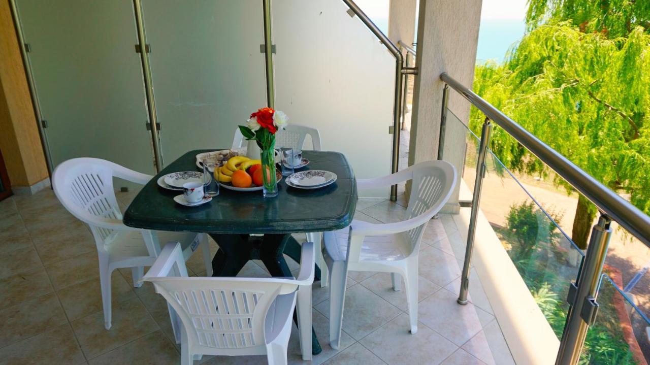Морски Апартаменти Джулай Морнинг - July Morning Sea View Apartments Kavarna Ngoại thất bức ảnh