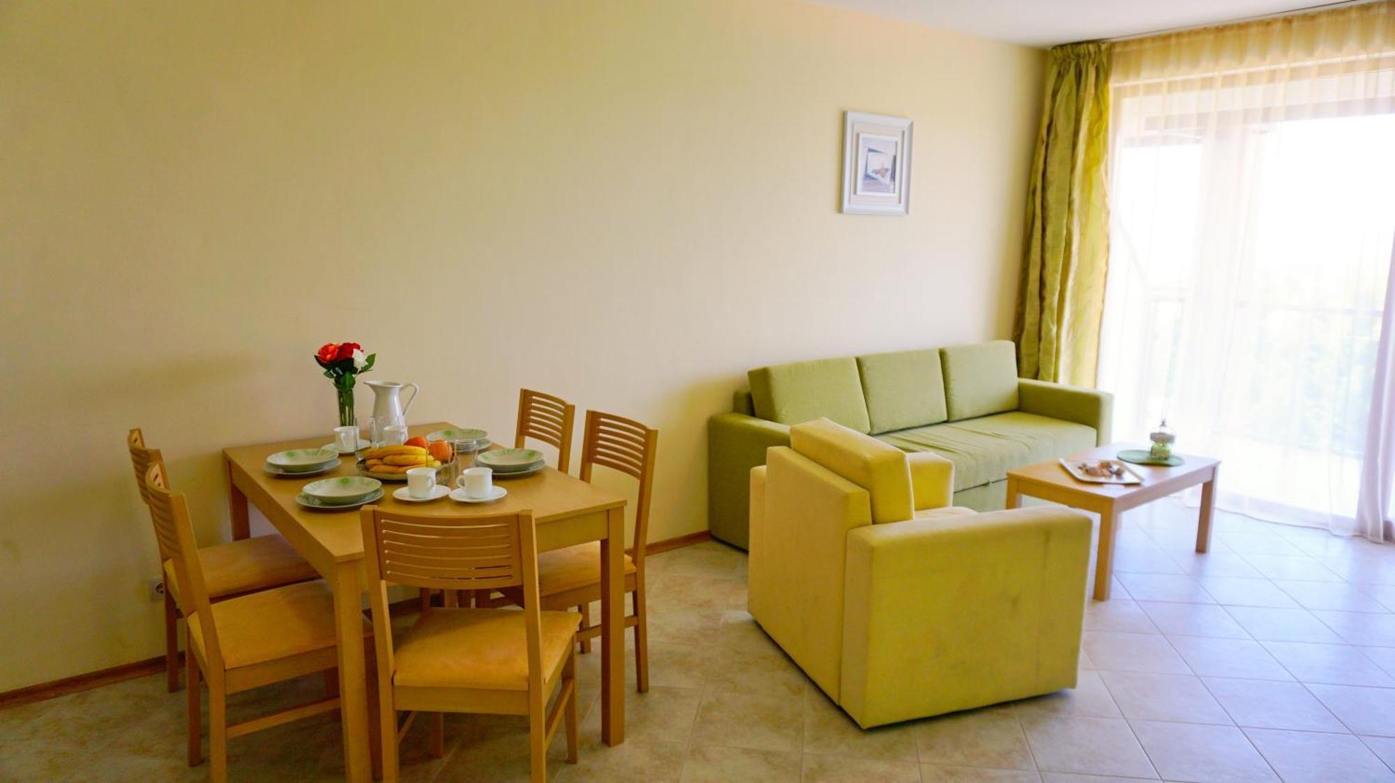 Морски Апартаменти Джулай Морнинг - July Morning Sea View Apartments Kavarna Phòng bức ảnh