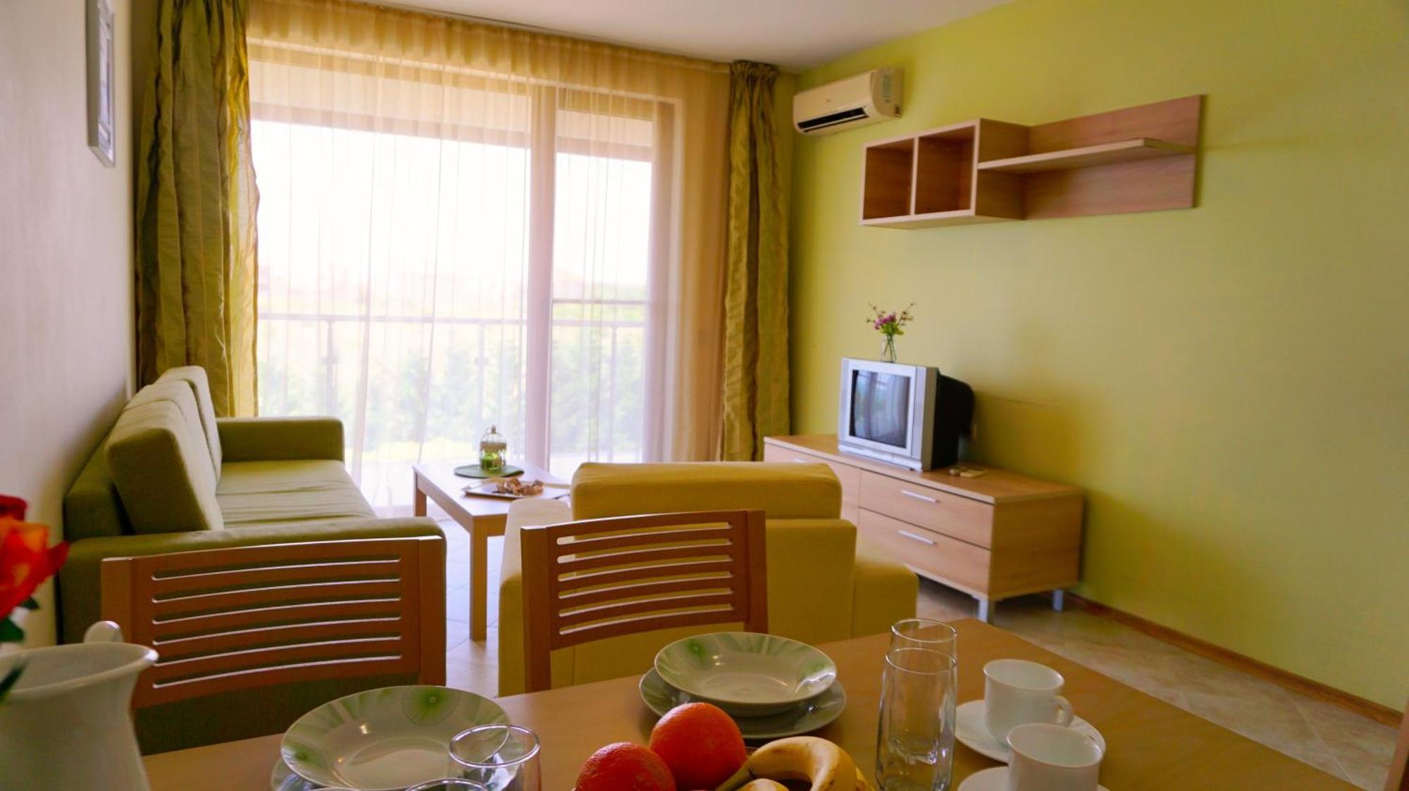 Морски Апартаменти Джулай Морнинг - July Morning Sea View Apartments Kavarna Phòng bức ảnh