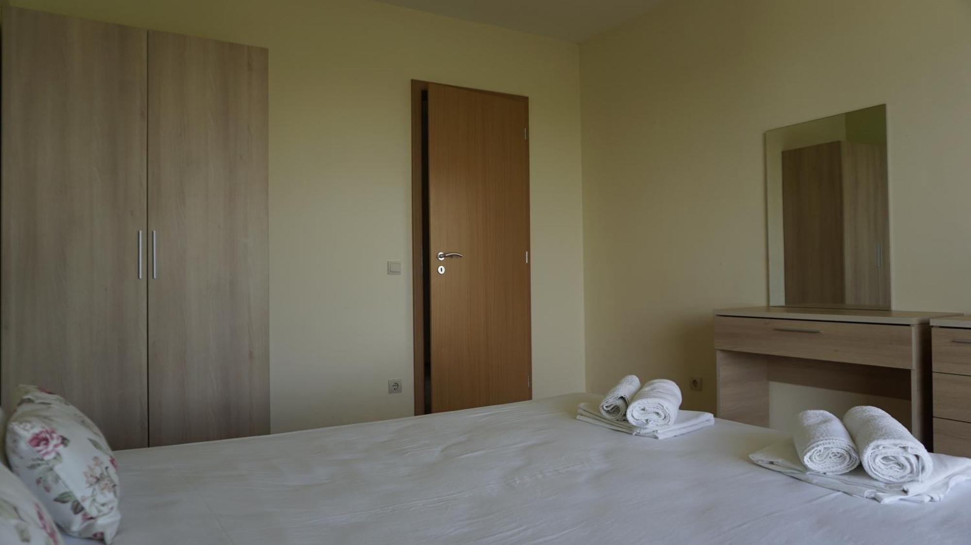 Морски Апартаменти Джулай Морнинг - July Morning Sea View Apartments Kavarna Phòng bức ảnh